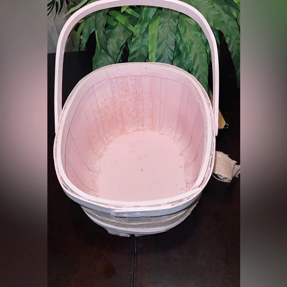 Source Unknown Pink and Tan Woven Storage Basket